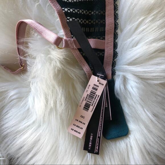 Victoria Secret Luxe Plunge Lightly Lined Bra - Picture 6 of 8